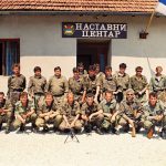 Борци 1. новиградске пјешадијске бригаде ВРС у наставном центру. Фото Слободан Личина. Извор фотографије Општинска борачка организација Нови Град.