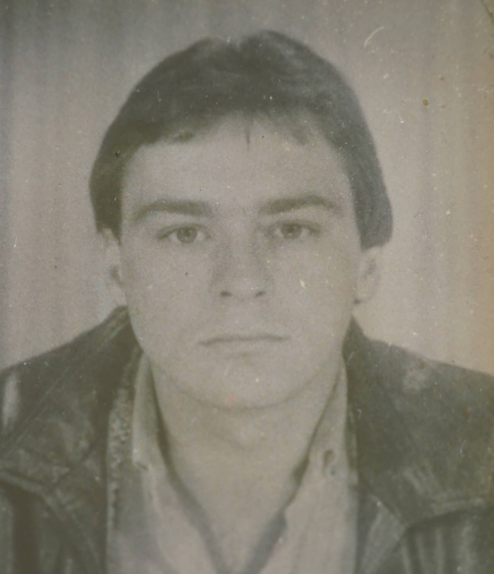 Драган (Ђоко) Срдић (1961), рођен у Дрвару, погинуо је 14. септембра 1995. године на Клековачи код Дрвара.
